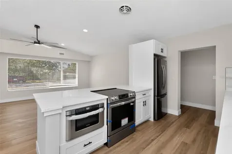 1321 Murray Avenue Clearwater FL 33755