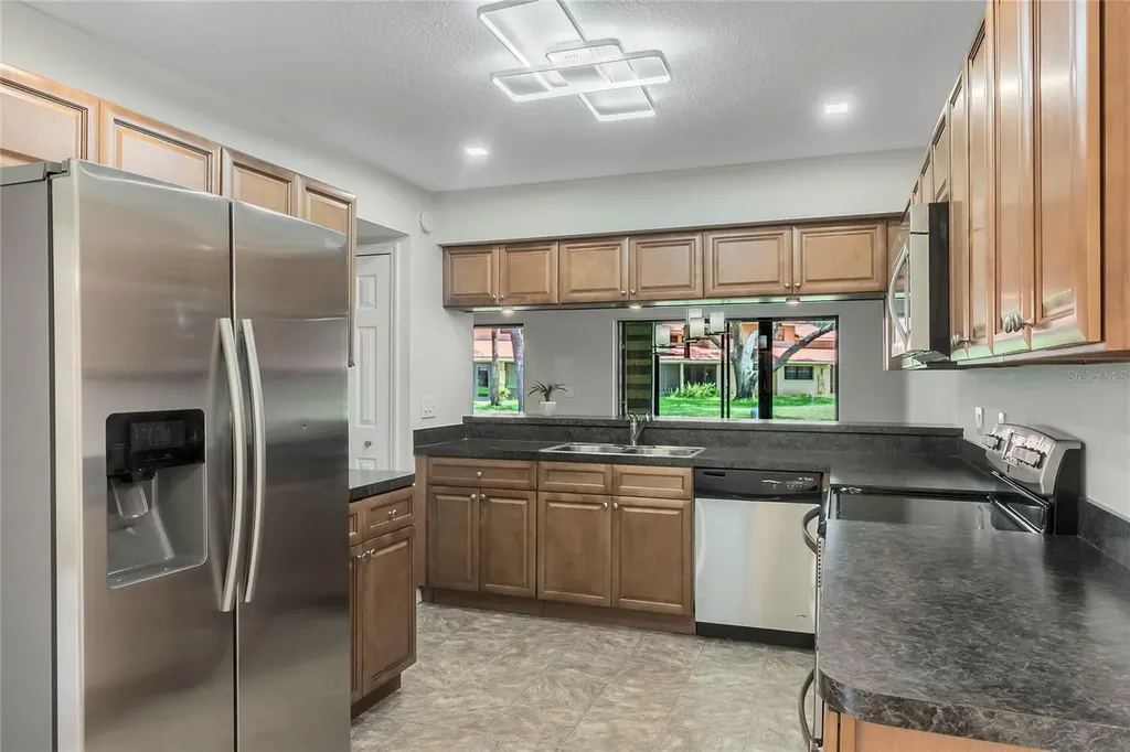 8235 Ambrose Cove Way Orlando FL 32819