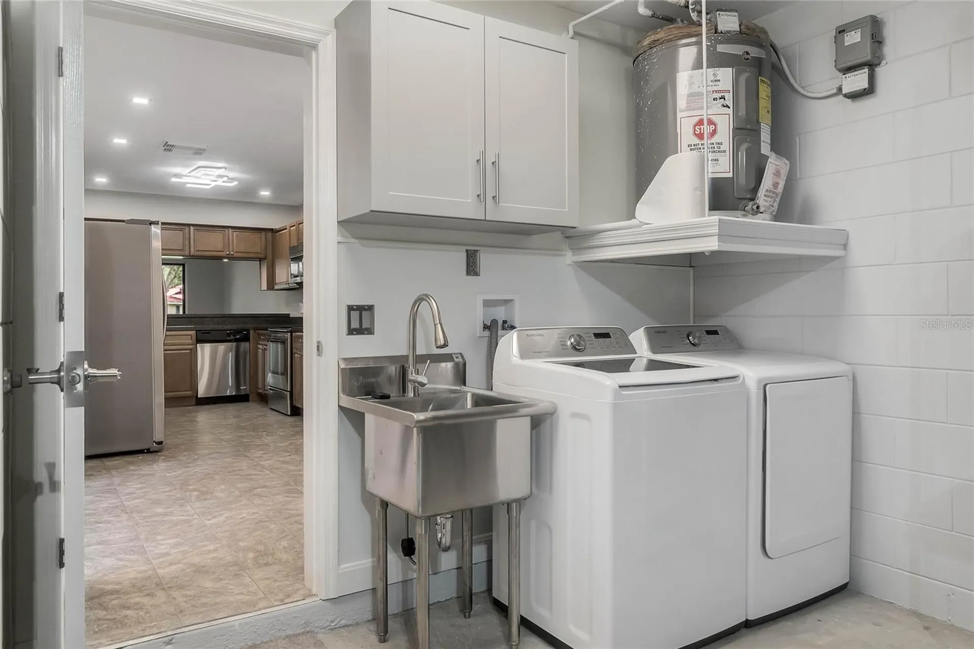 8235 Ambrose Cove Way Orlando FL 32819