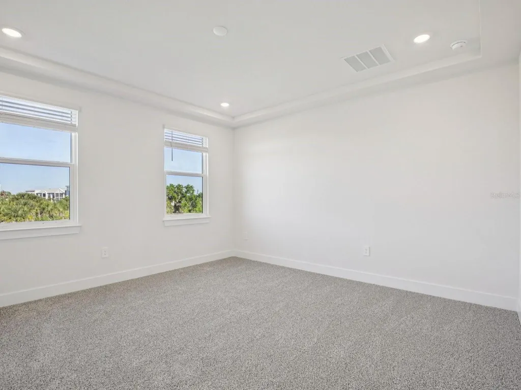 156 Shady Edge Loop Nokomis FL 34275
