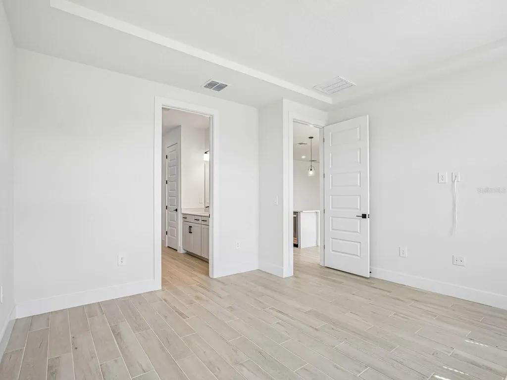 160 Shady Edge Loop Nokomis FL 34275
