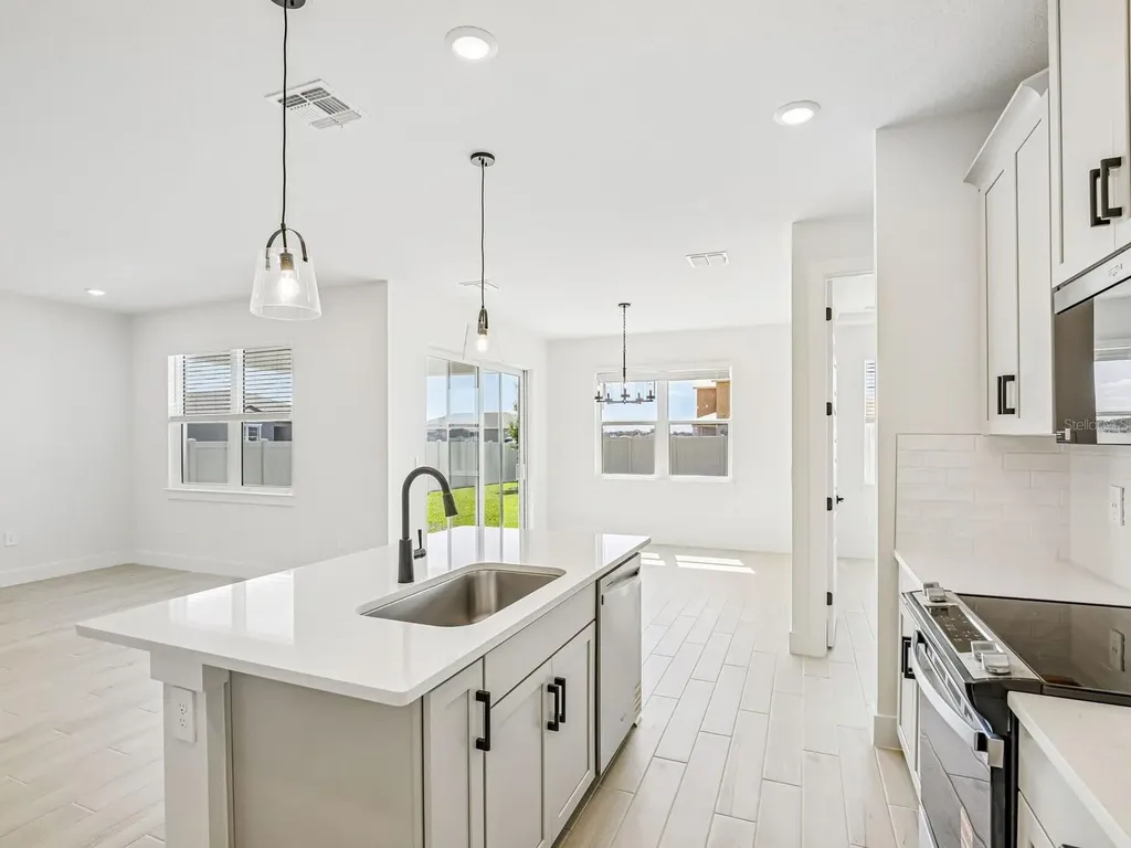 160 Shady Edge Loop Nokomis FL 34275