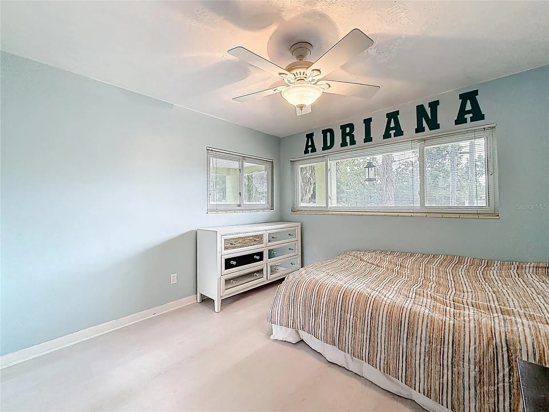 6170 7th Avenue N St Petersburg FL 33710