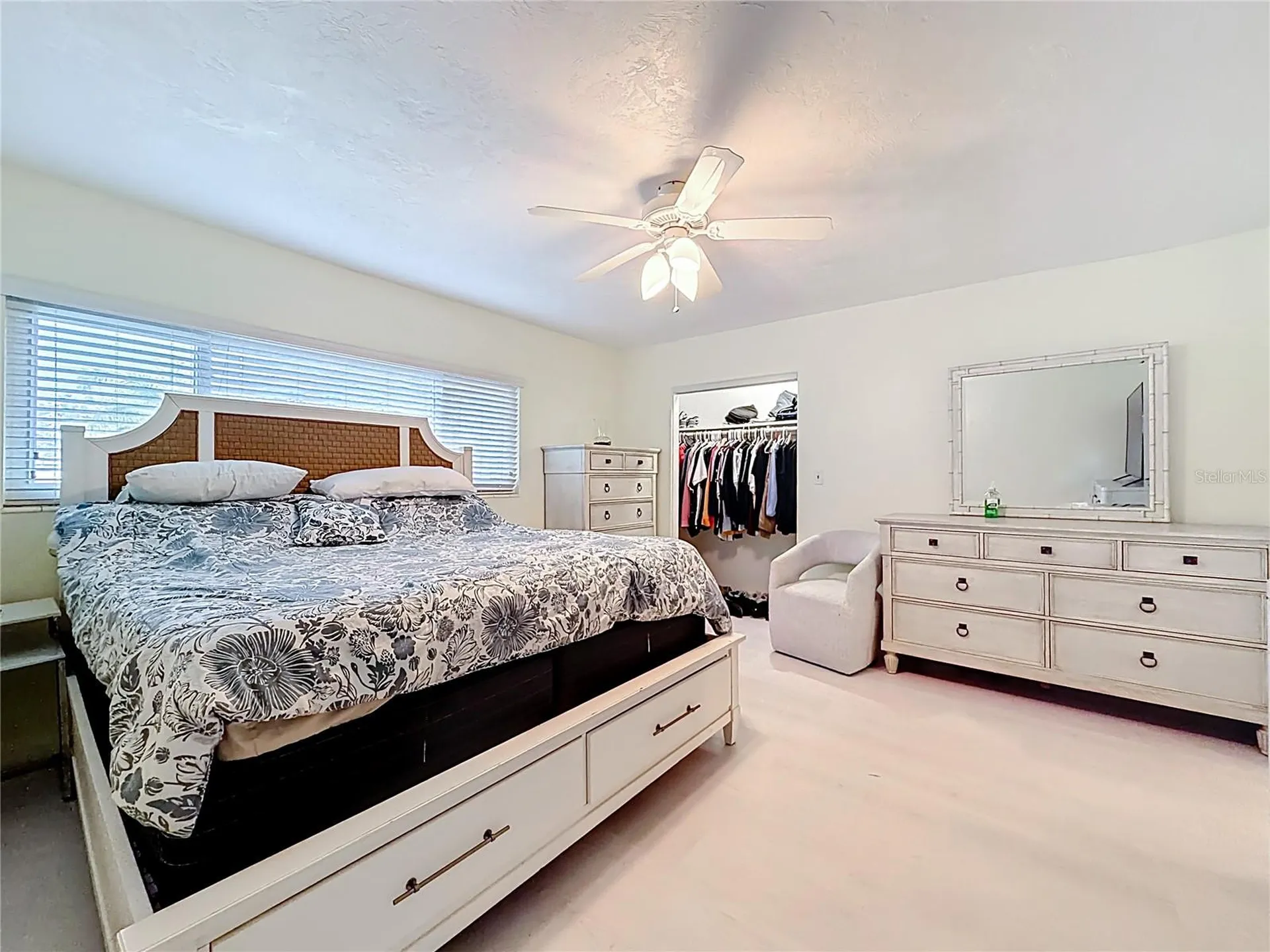 6170 7th Avenue N St Petersburg FL 33710