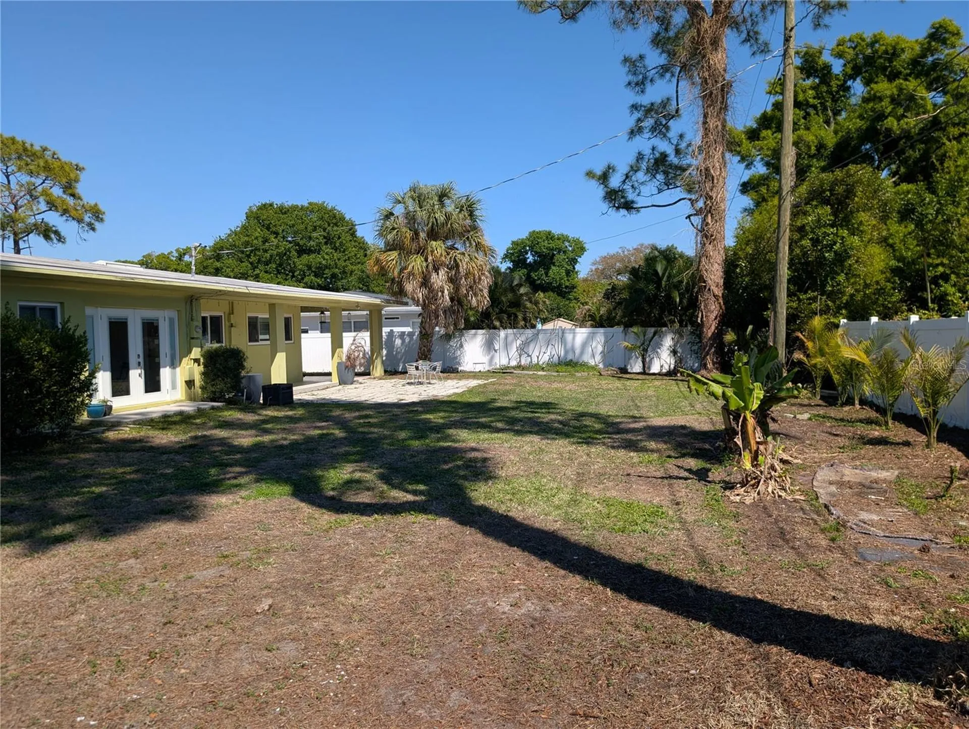 6170 7th Avenue N St Petersburg FL 33710