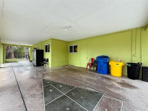 6170 7th Avenue N St Petersburg FL 33710