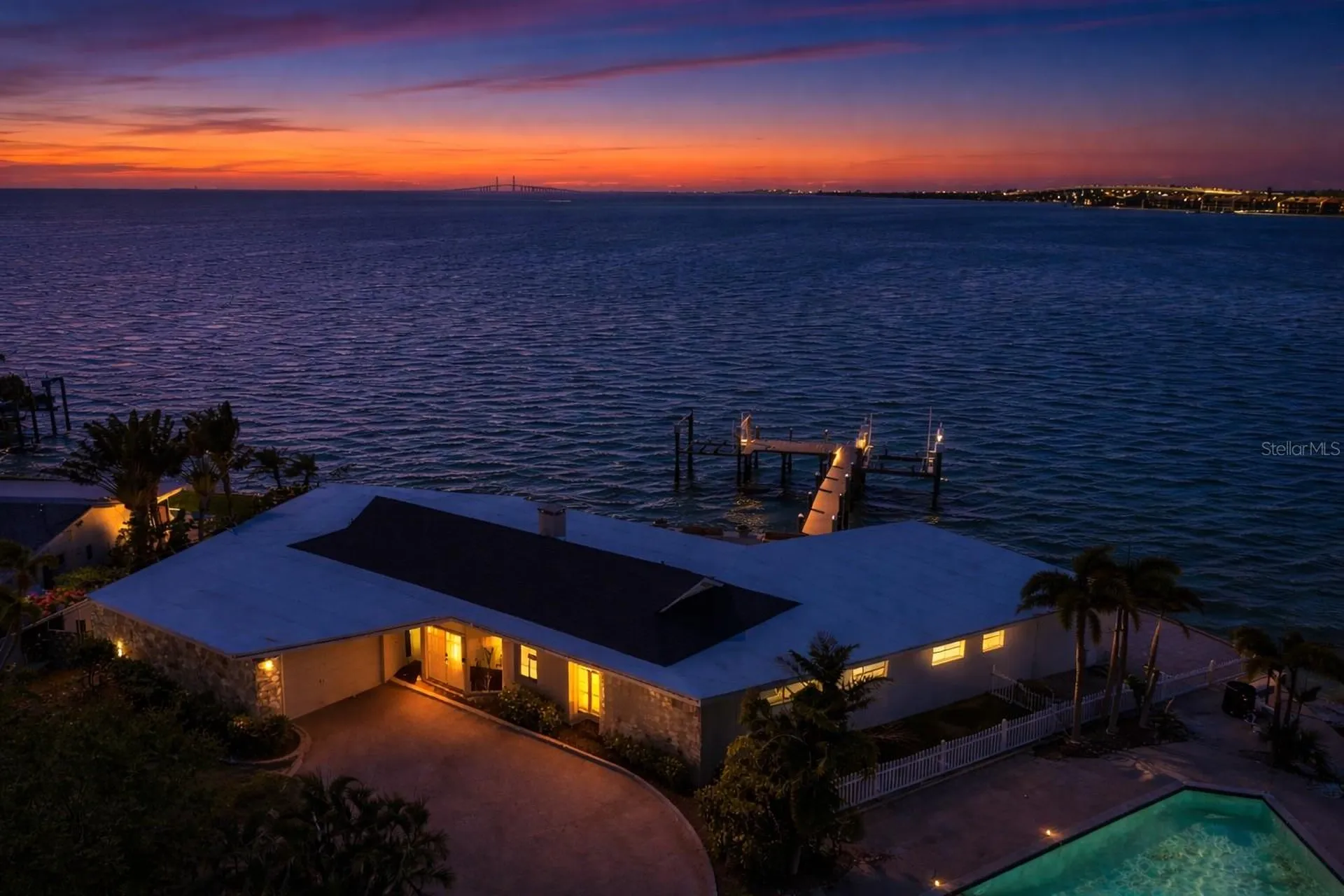 2970 68th Avenue S St Petersburg FL 33712