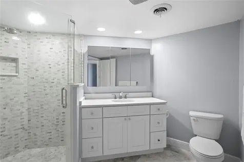 2970 68th Avenue S St Petersburg FL 33712