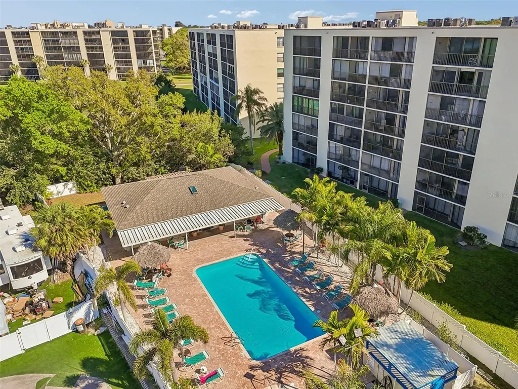 900 Cove Cay Drive Clearwater FL 33760