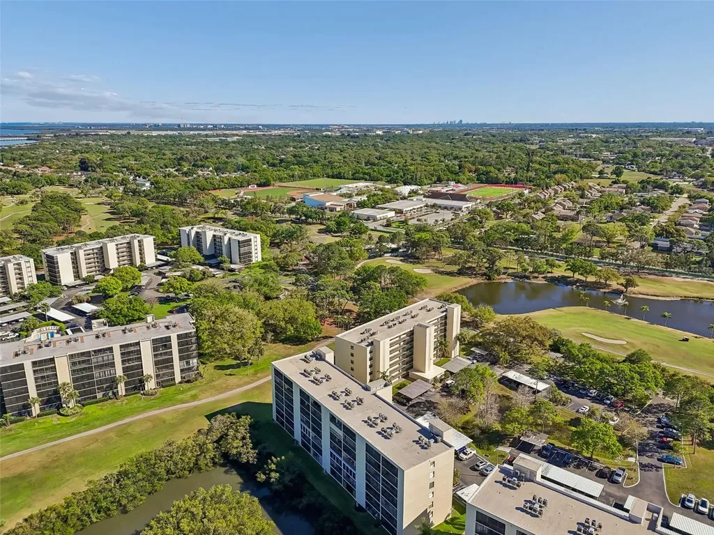 900 Cove Cay Drive Clearwater FL 33760