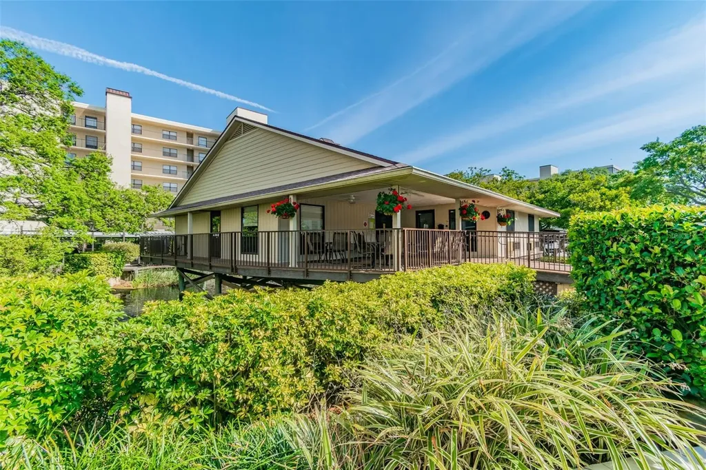 900 Cove Cay Drive Clearwater FL 33760
