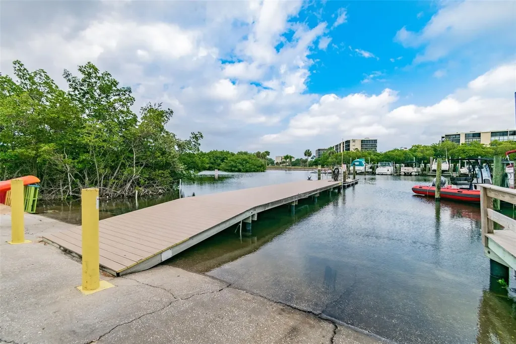 900 Cove Cay Drive Clearwater FL 33760