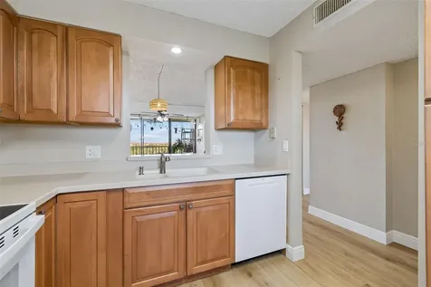 900 Cove Cay Drive Clearwater FL 33760