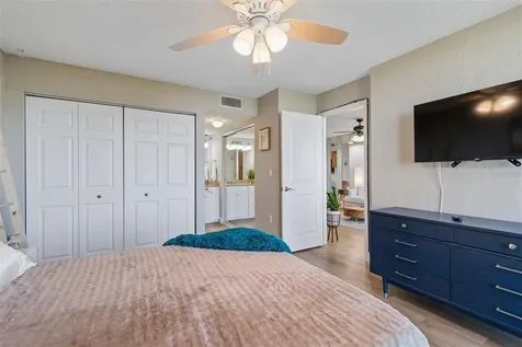900 Cove Cay Drive Clearwater FL 33760