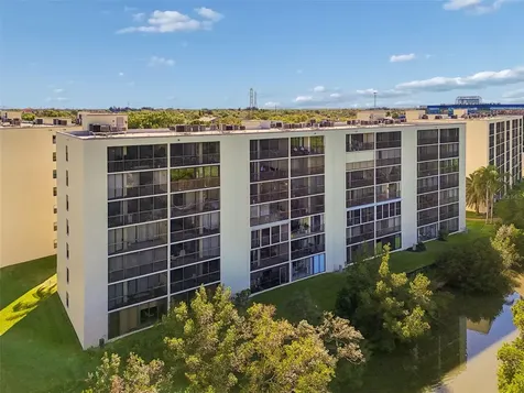 900 Cove Cay Drive Clearwater FL 33760