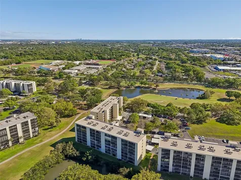 900 Cove Cay Drive Clearwater FL 33760