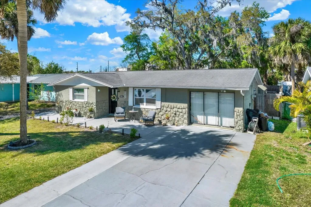 5609 Quist Drive Port Richey FL 34668