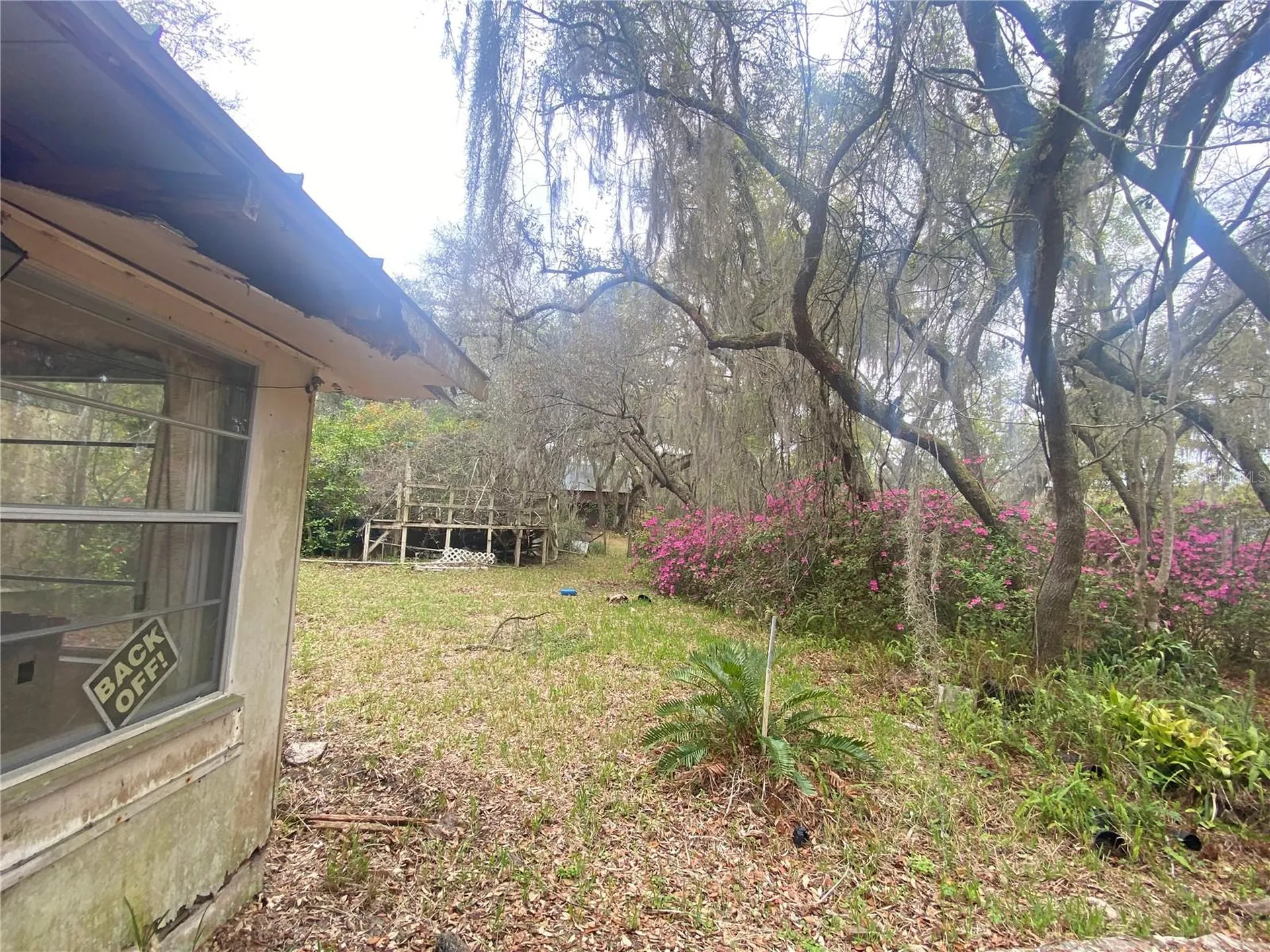 119 Twin Lakes Road Hawthorne FL 32640