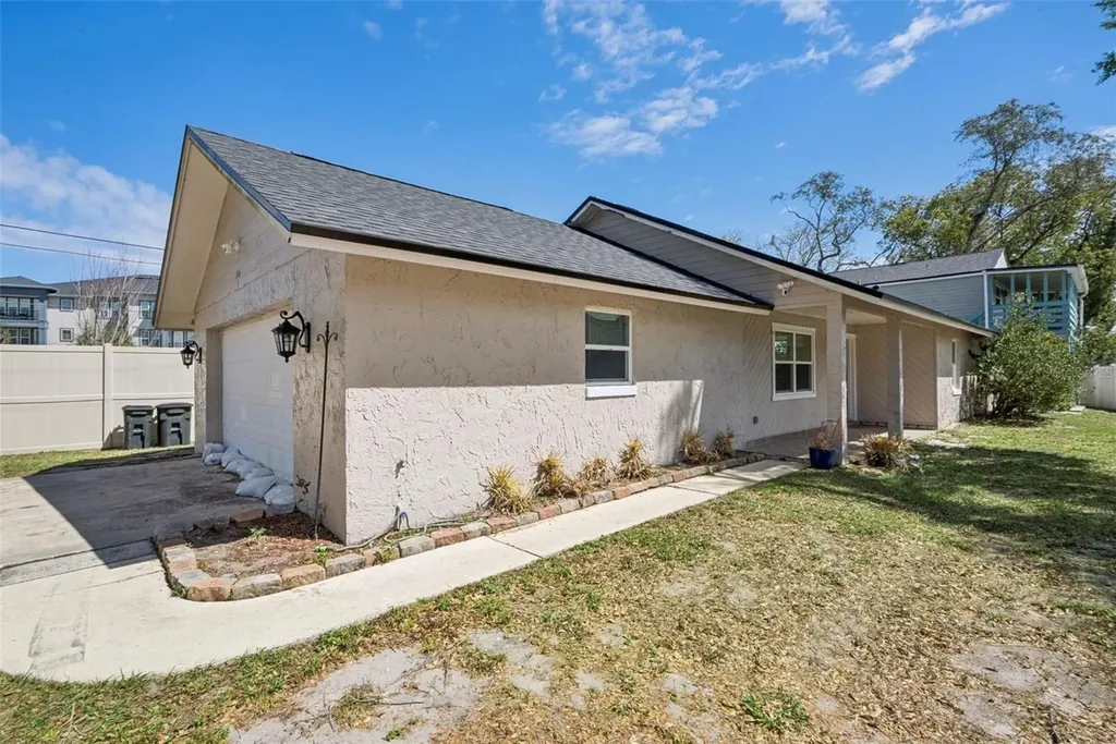 236 Plaza Oval Casselberry FL 32707