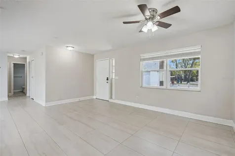 236 Plaza Oval Casselberry FL 32707