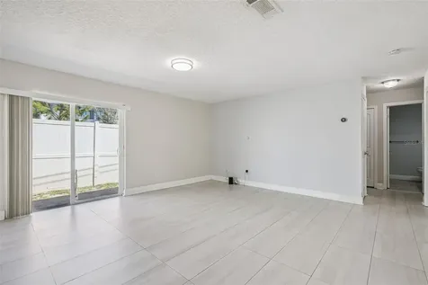 236 Plaza Oval Casselberry FL 32707