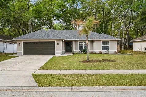 165 Quail Oaks Circle Groveland FL 34736