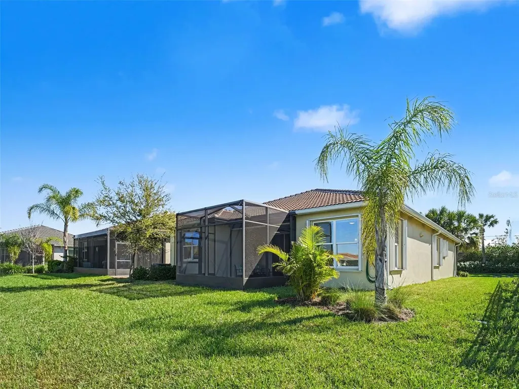 15576 Santa Pola Drive Wimauma FL 33598