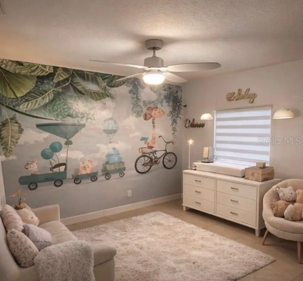 1305 E Louise Avenue Tampa FL 33603