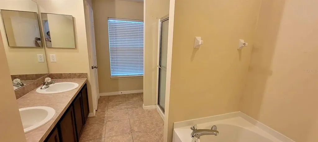 10361 Lake District Lane Orlando FL 32832