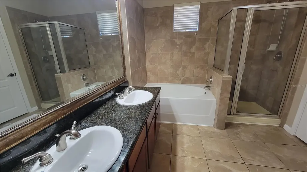 914 Charo Parkway Davenport FL 33897