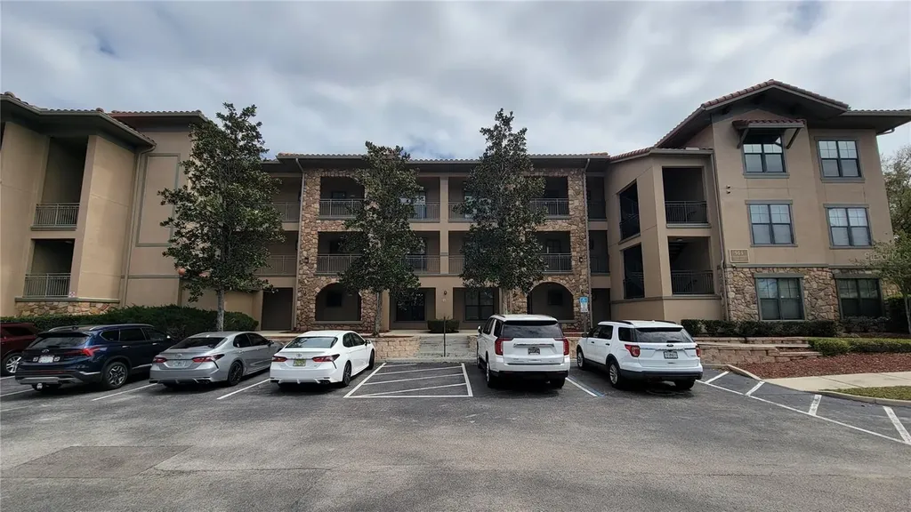 914 Charo Parkway Davenport FL 33897