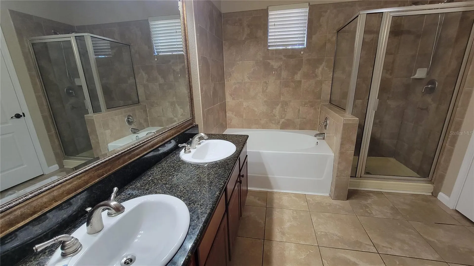 914 Charo Parkway Davenport FL 33897