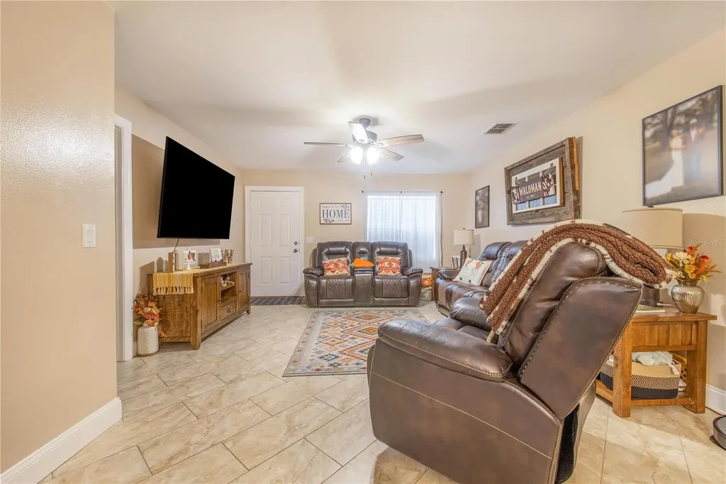 2569 Cedarwood Drive Lake Wales FL 33898