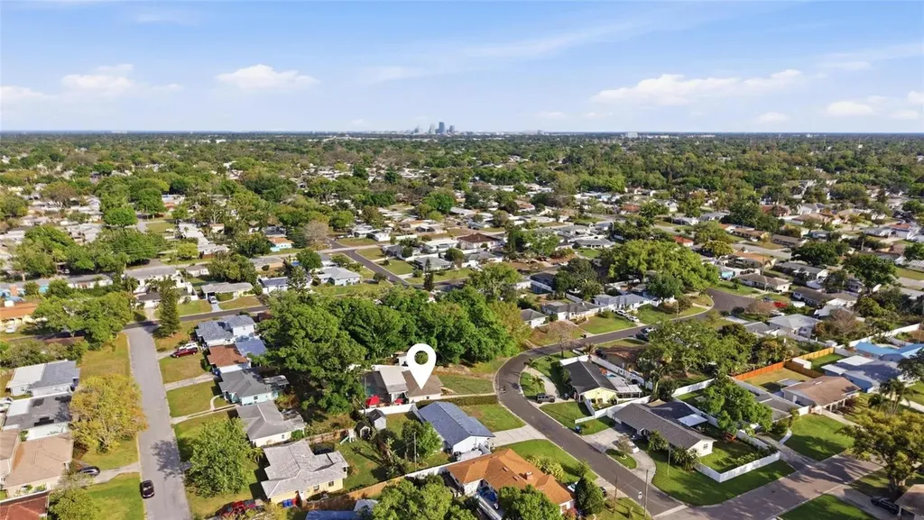 5275 32nd Avenue N St Petersburg FL 33710