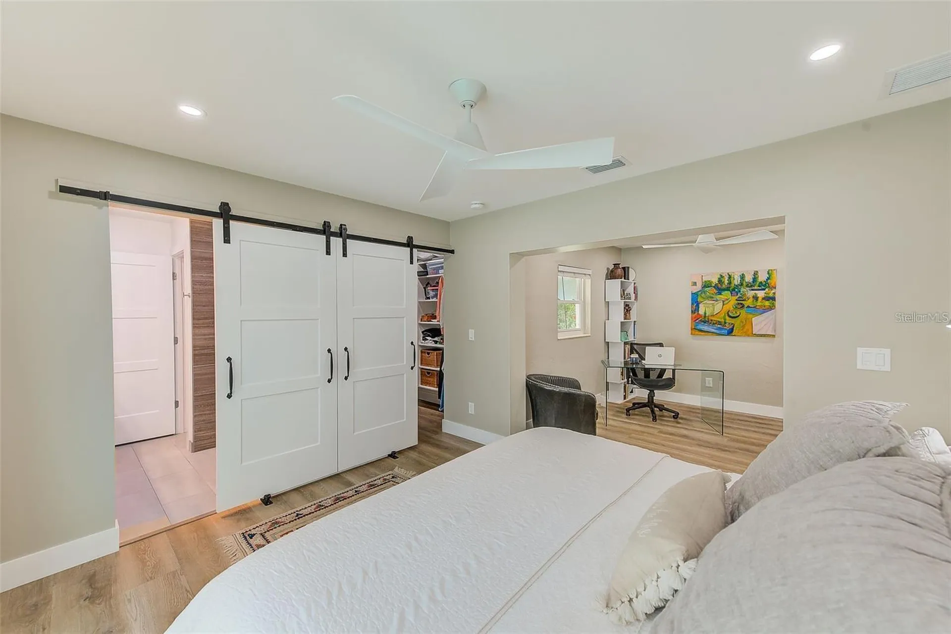5275 32nd Avenue N St Petersburg FL 33710