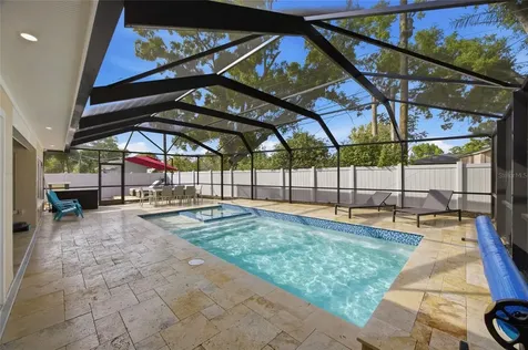 5275 32nd Avenue N St Petersburg FL 33710