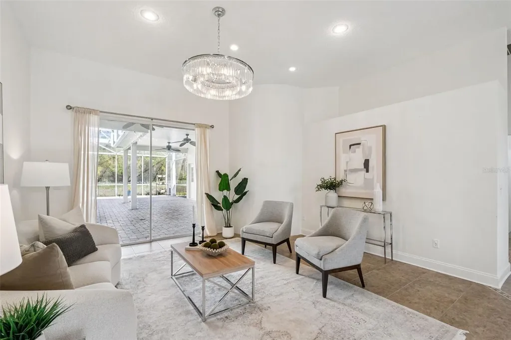 2541 Teton Stone Run Orlando FL 32828