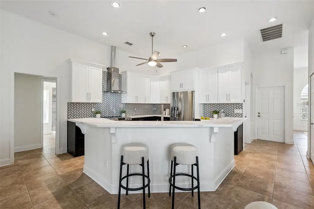 2541 Teton Stone Run Orlando FL 32828