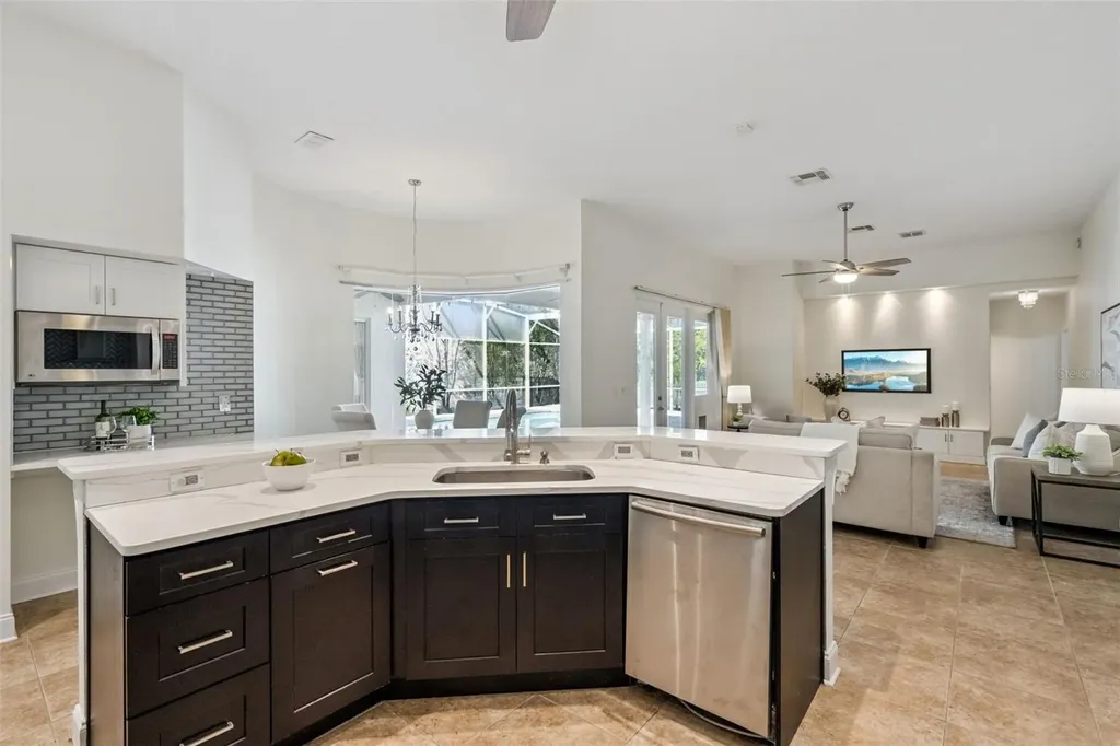 2541 Teton Stone Run Orlando FL 32828