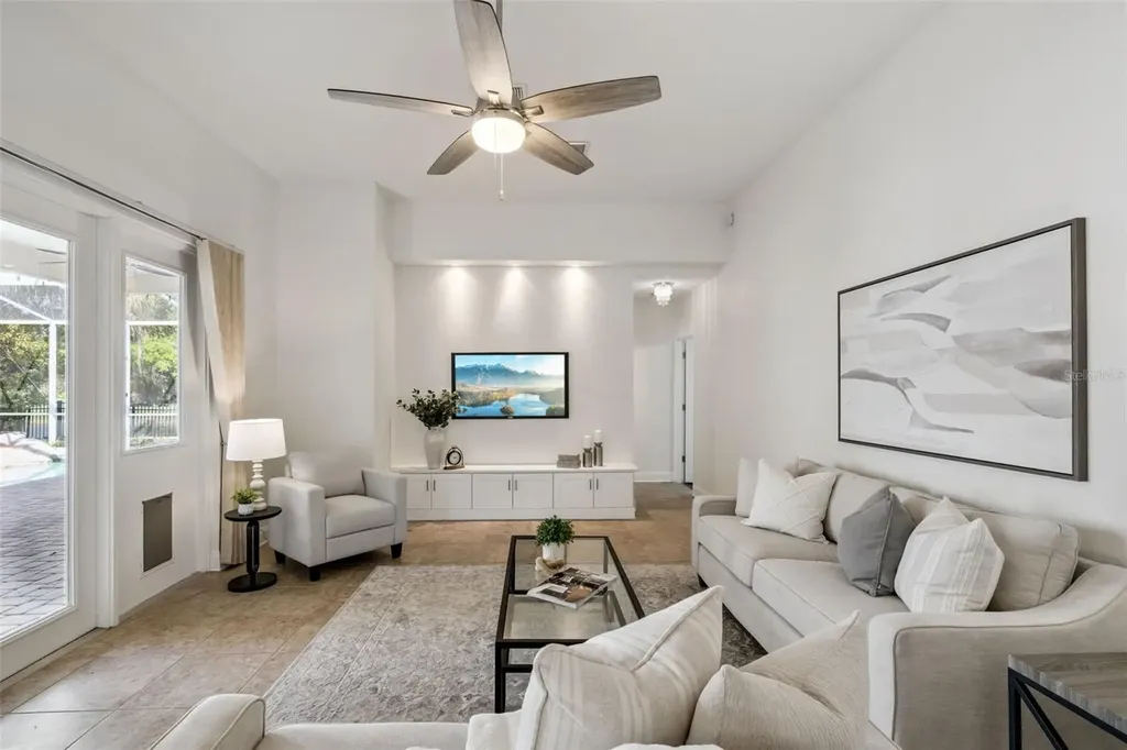2541 Teton Stone Run Orlando FL 32828