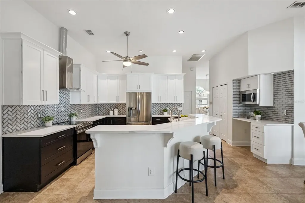 2541 Teton Stone Run Orlando FL 32828