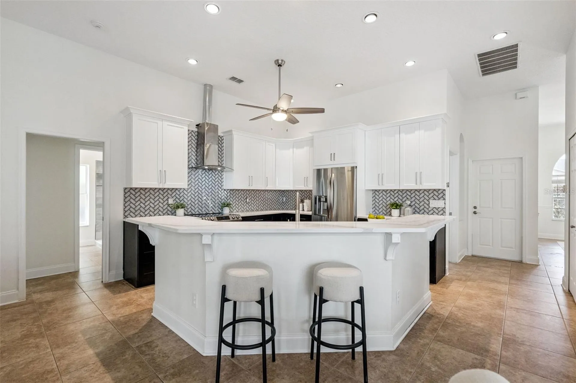 2541 Teton Stone Run Orlando FL 32828