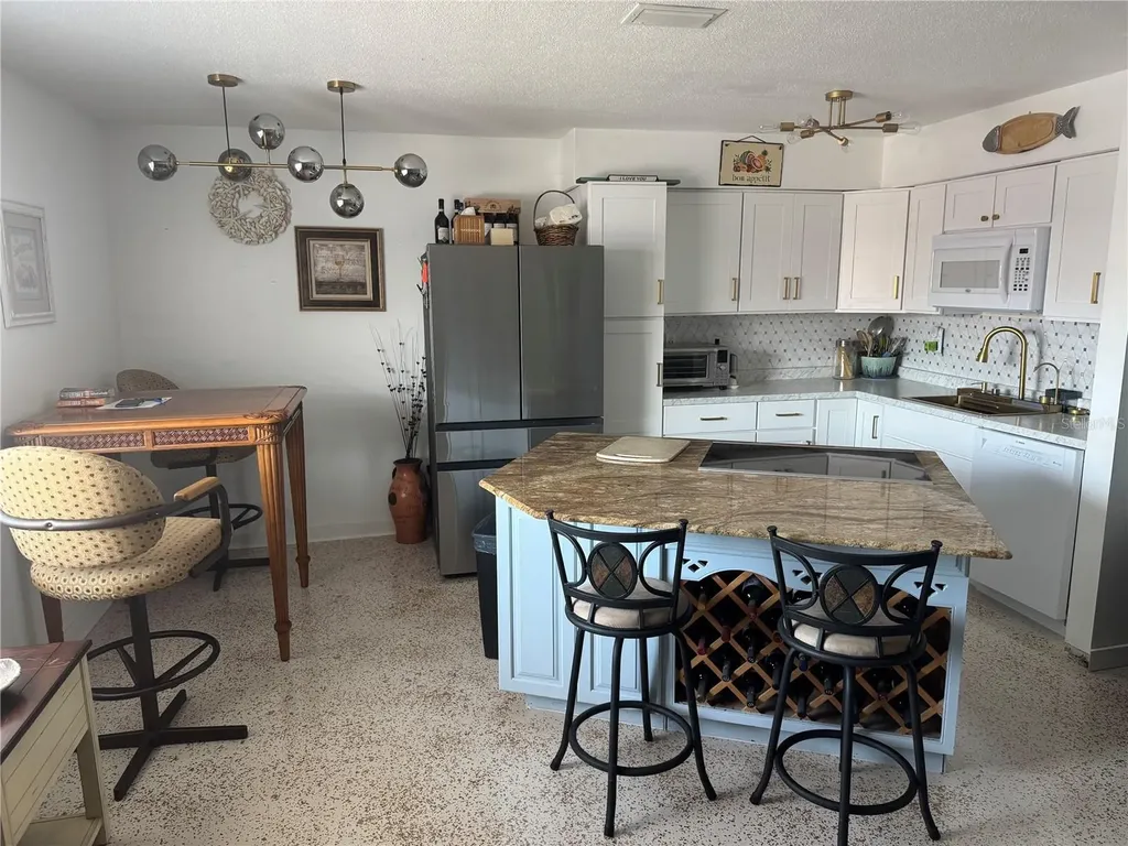 525 Manatee Court Venice FL 34285
