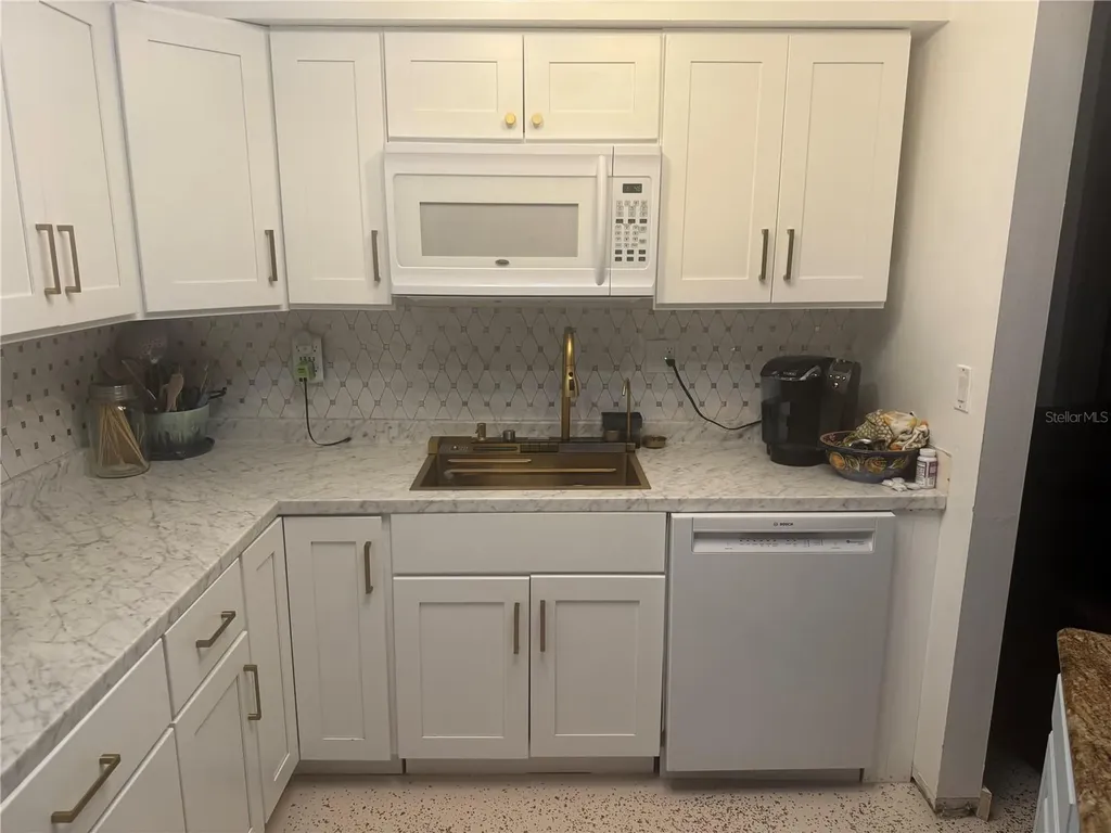 525 Manatee Court Venice FL 34285