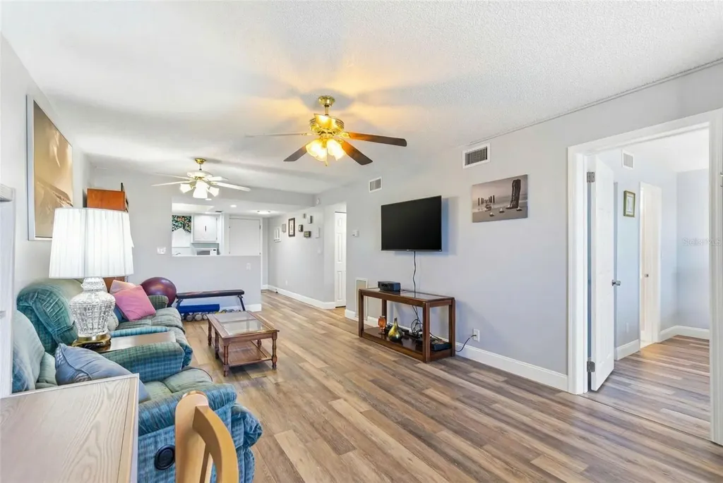 801 83rd Avenue N St Petersburg FL 33702