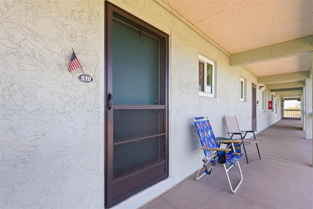 801 83rd Avenue N St Petersburg FL 33702