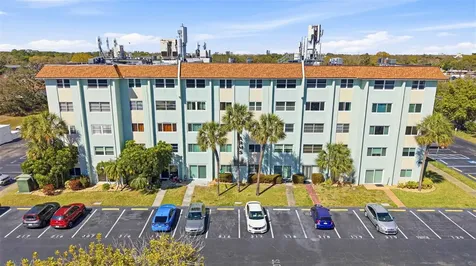 801 83rd Avenue N St Petersburg FL 33702