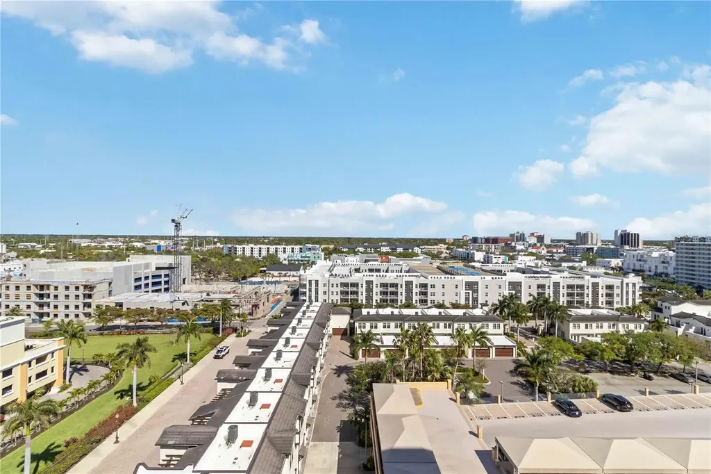 750 N Tamiami Trail Sarasota FL 34236