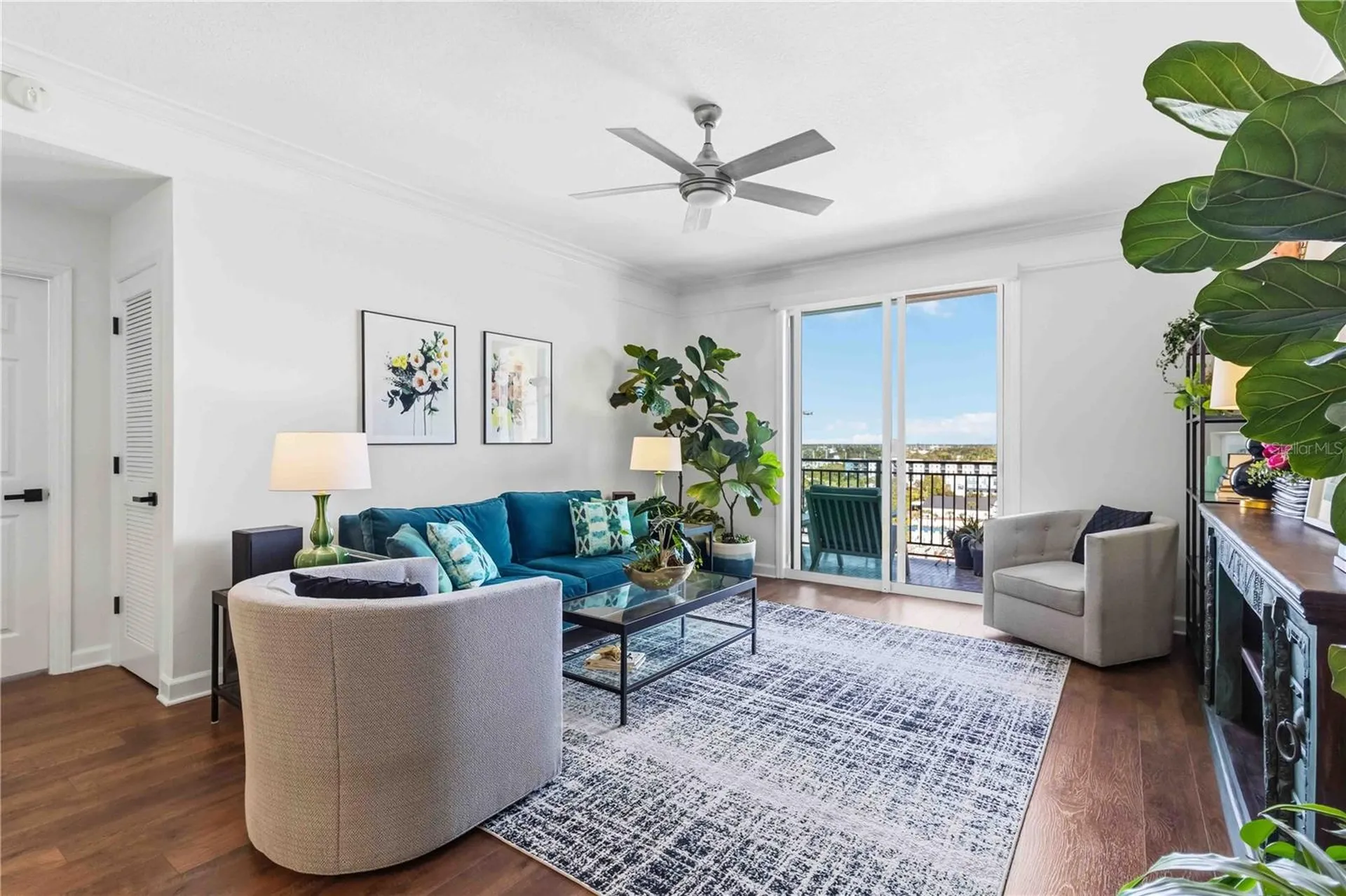 750 N Tamiami Trail Sarasota FL 34236