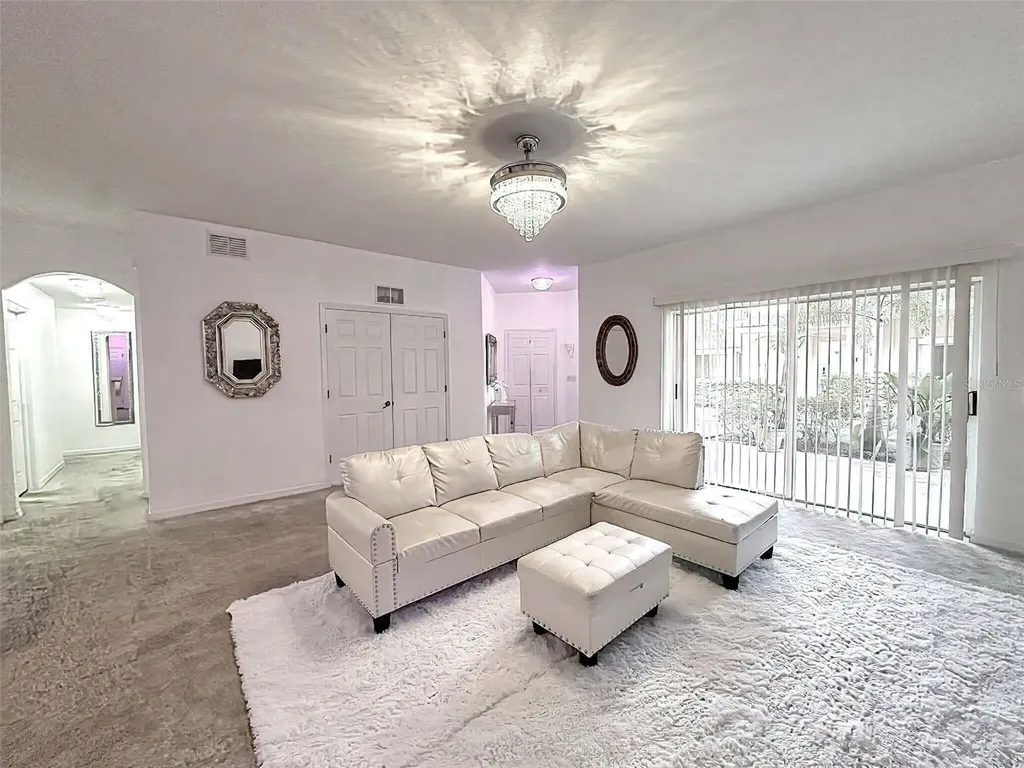 21019 Sunpoint Way Lutz FL 33558
